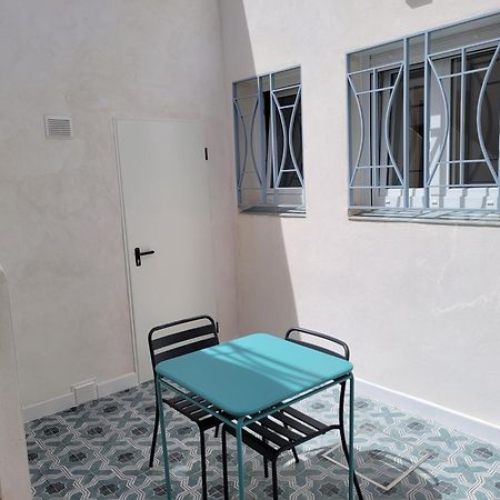 Apartamento Con Wifi, Patio Y Garaje Privado Alcalá de Guadaira Extérieur photo