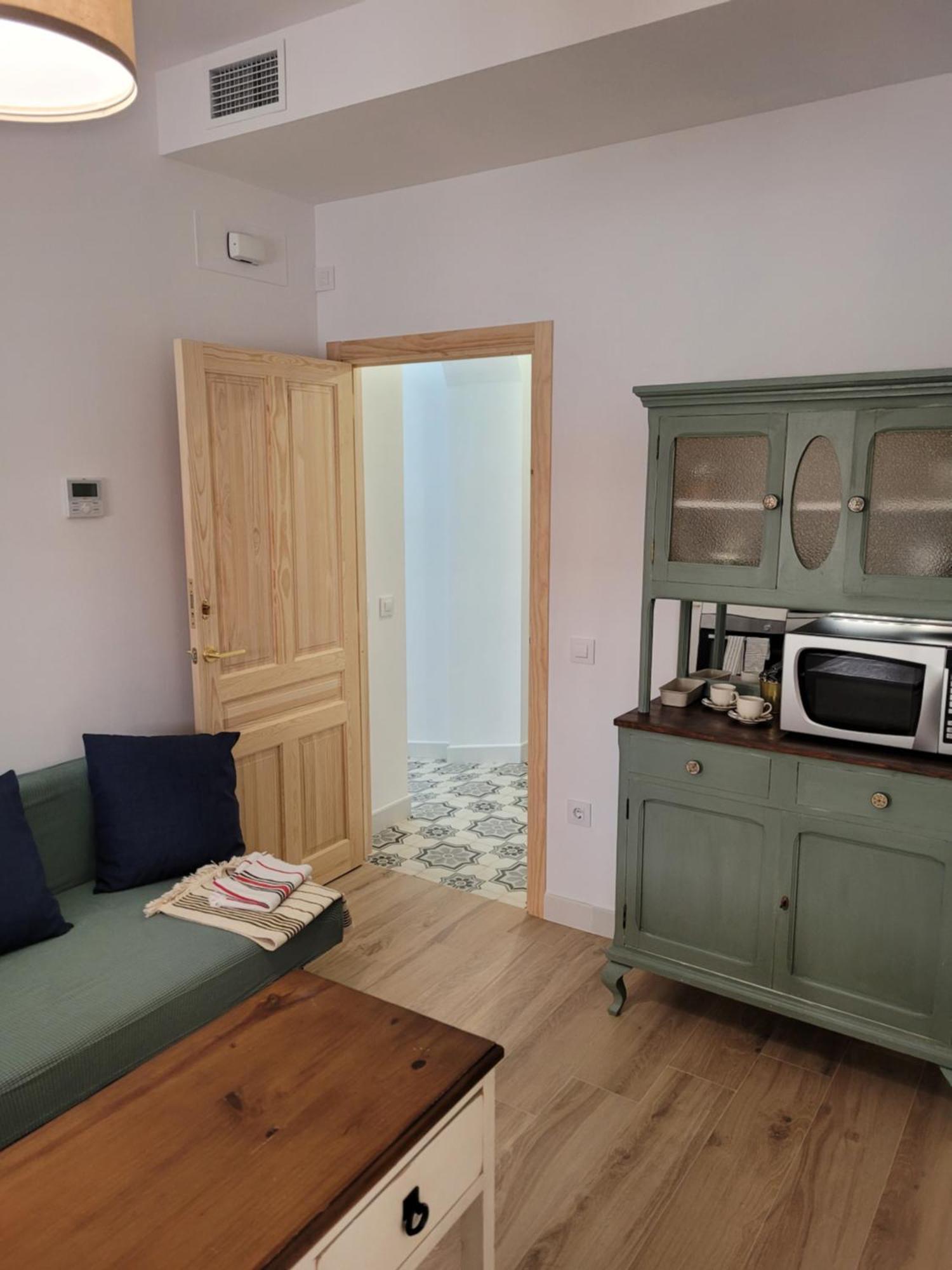 Apartamento Con Wifi, Patio Y Garaje Privado Alcalá de Guadaira Extérieur photo